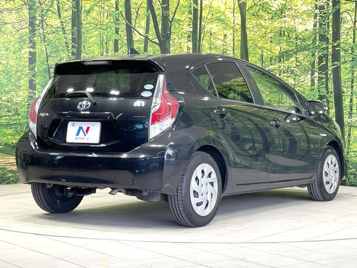 2016 Toyota Aqua DAA-NHP10 (UW-6a1ba715dd196)[25]