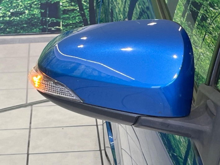 2012 Toyota Aqua DAA-NHP10 (UW-6a1ba71824033)[12]