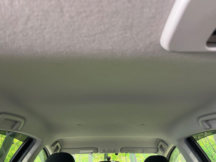 2013 Toyota Aqua DAA-NHP10 (UW-6a1ba718e03ea)[18]