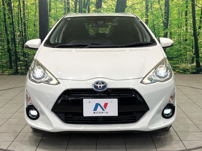 2017 Toyota Aqua DAA-NHP10 (UW-6a1ba71a2d96b)[12]
