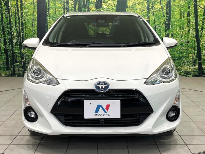 2017 Toyota Aqua DAA-NHP10 (UW-6a1ba71a2d96b)[4]