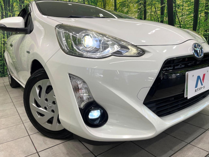 2017 Toyota Aqua DAA-NHP10 (UW-6a1ba71a2d96b)[13]