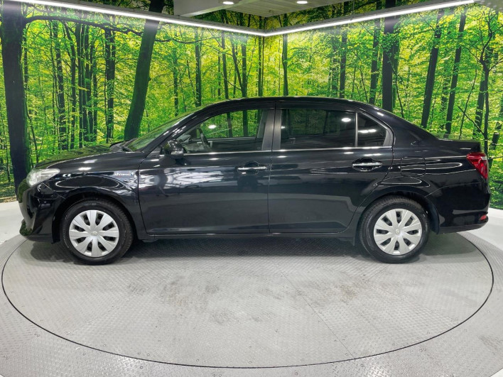 2017 Toyota Corolla Axio DAA-NKE165 (UW-6a1ba71fc728d)[13]
