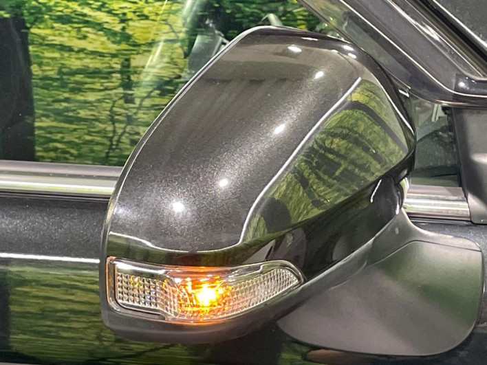 2017 Toyota Corolla Axio DAA-NKE165 (UW-6a1ba71fc728d)[22]