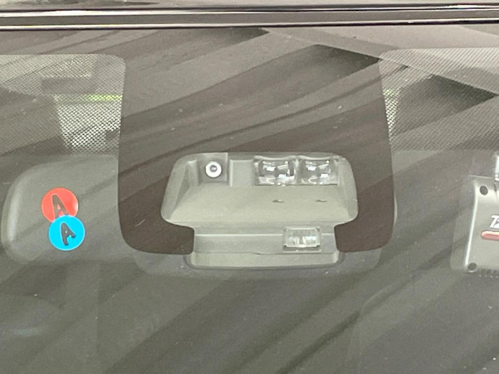 2017 Toyota Corolla Axio DAA-NKE165 (UW-6a1ba71fc728d)[20]