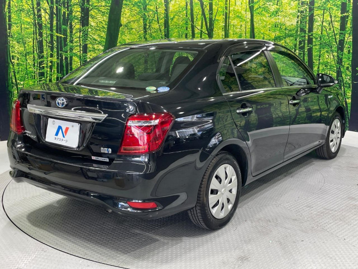 2017 Toyota Corolla Axio DAA-NKE165 (UW-6a1ba71fc728d)[16]
