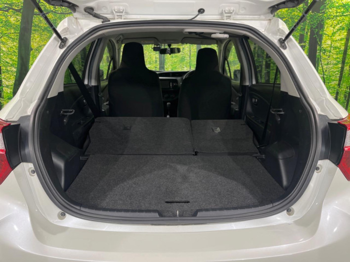 2017 Toyota Vitz DBA-NSP135 (UW-6a1ba72043feb)[6]