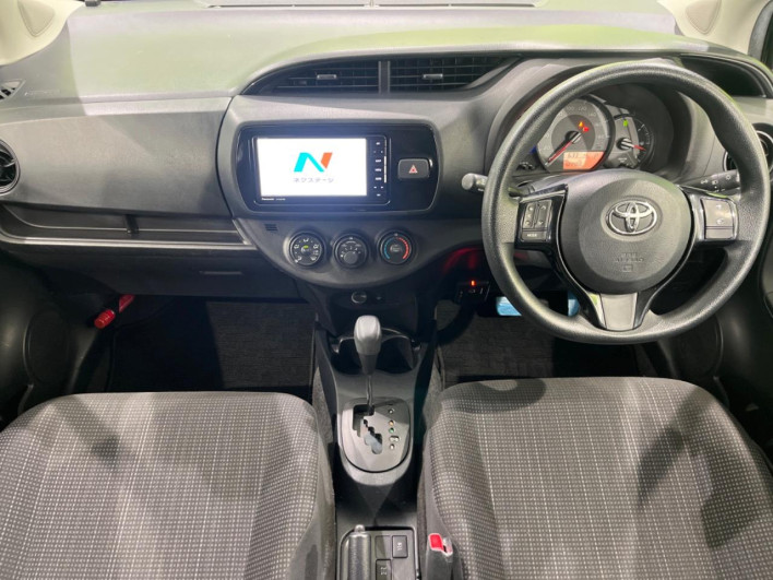 2017 Toyota Vitz DBA-NSP135 (UW-6a1ba72043feb)[17]