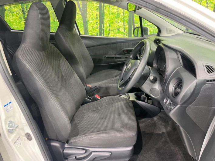 2017 Toyota Vitz DBA-NSP135 (UW-6a1ba72043feb)[21]