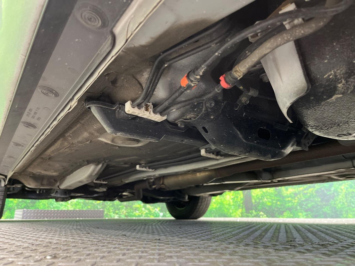 2017 Toyota Vitz DBA-NSP135 (UW-6a1ba720453ba)[29]