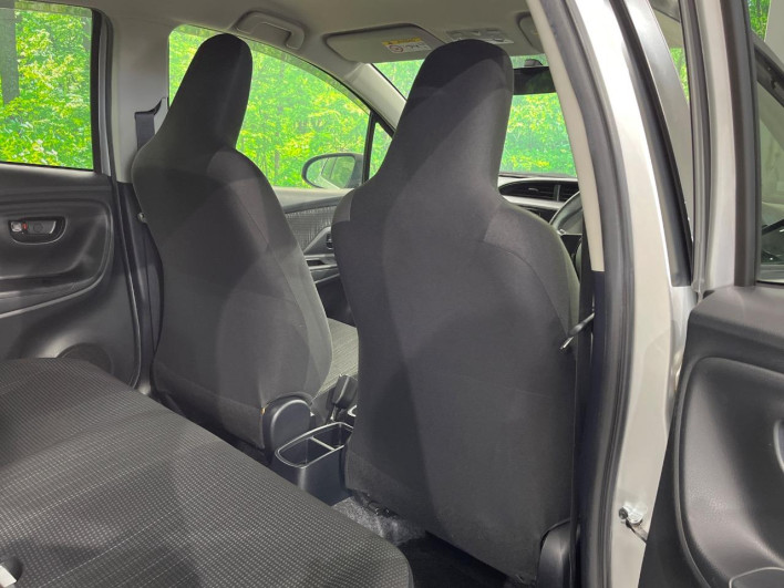 2017 Toyota Vitz DBA-NSP135 (UW-6a1ba720453ba)[21]