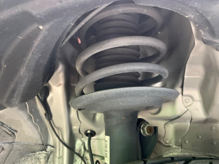 2013 Toyota Spade DBA-NSP140 (UW-6a1ba72167af7)[25]