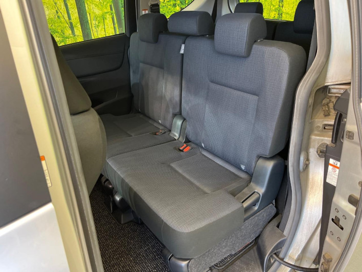 2016 Toyota Sienta DBA-NSP170G (UW-6a1ba7226eb07)[29]