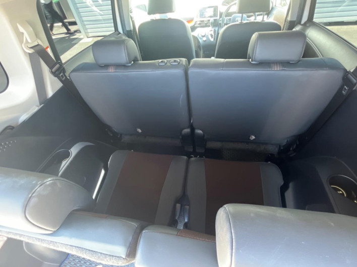 2019 Toyota Sienta DBA-NSP170G (UW-6a1ba7253f52a)[26]