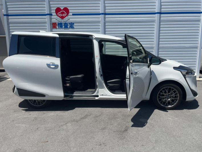2019 Toyota Sienta DBA-NSP170G (UW-6a1ba7253f52a)[12]
