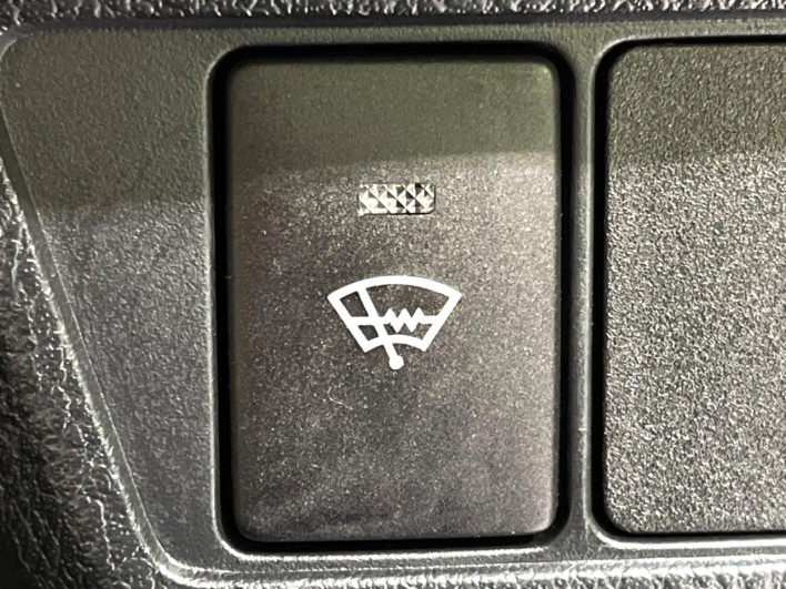2012 Toyota Corolla Axio DBA-NZE164 (UW-6a1ba72a0666e)[19]