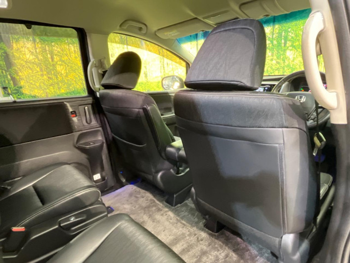 2015 Honda Odyssey DBA-RC1 (UW-6a1ba72db6dae)[22]