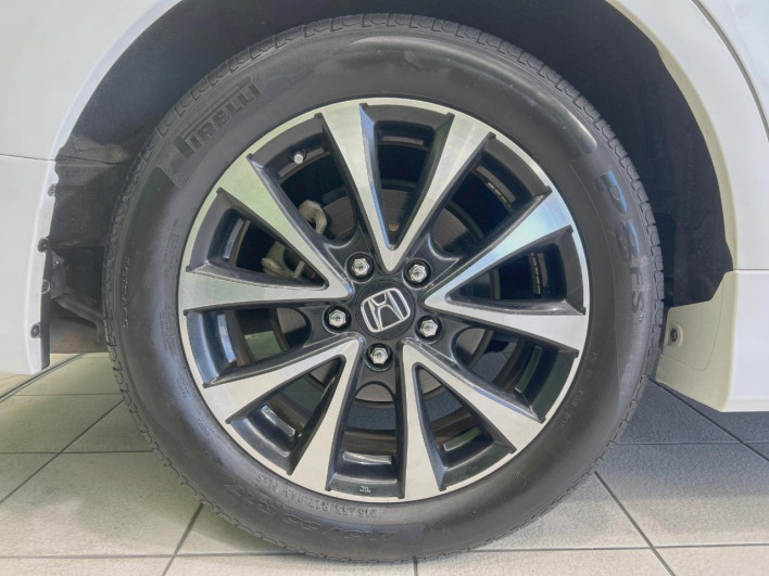 2013 Honda Stepwgn Spada DBA-RK5 (UW-6a1ba72f5f25d)[21]