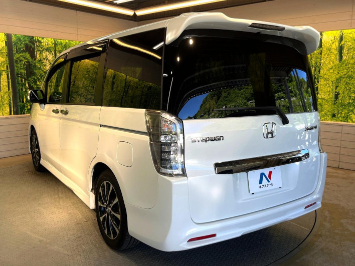 2013 Honda Stepwgn Spada DBA-RK5 (UW-6a1ba72f6c41f)[12]