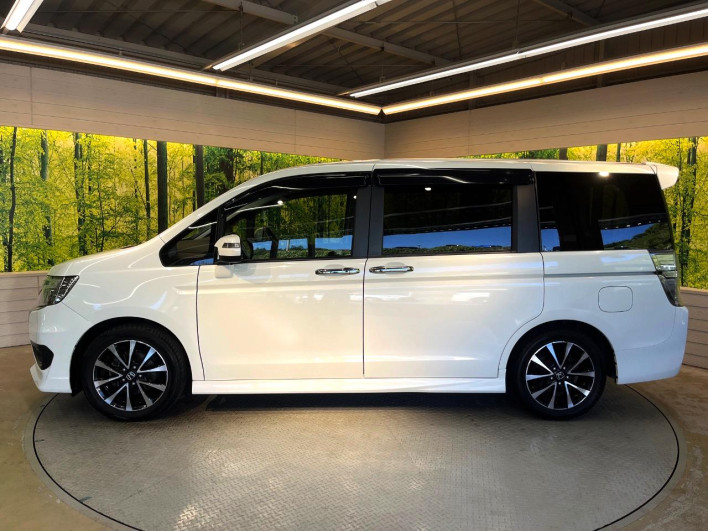 2013 Honda Stepwgn Spada DBA-RK5 (UW-6a1ba72f6c41f)[13]