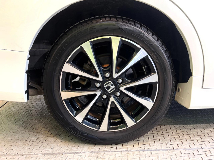 2013 Honda Stepwgn Spada DBA-RK5 (UW-6a1ba72f6c41f)[17]