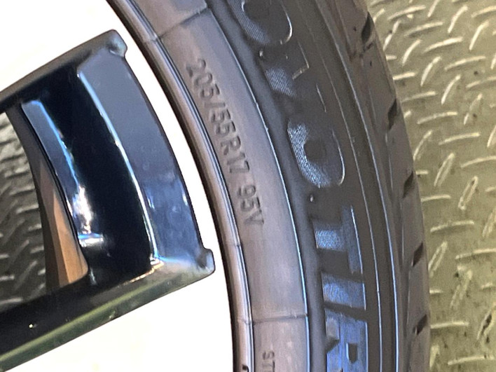 2013 Honda Stepwgn Spada DBA-RK5 (UW-6a1ba72f6c41f)[19]