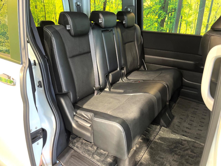 2013 Honda Stepwgn Spada DBA-RK5 (UW-6a1ba72f6c41f)[26]