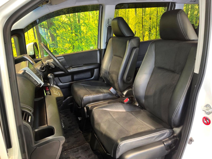 2013 Honda Stepwgn Spada DBA-RK5 (UW-6a1ba72f6c41f)[27]