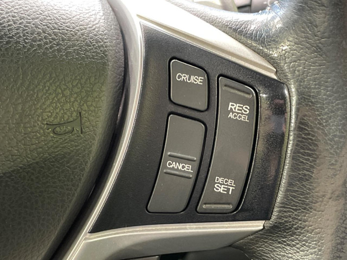 2013 Honda Stepwgn Spada DBA-RK5 (UW-6a1ba72f8bf87)[18]