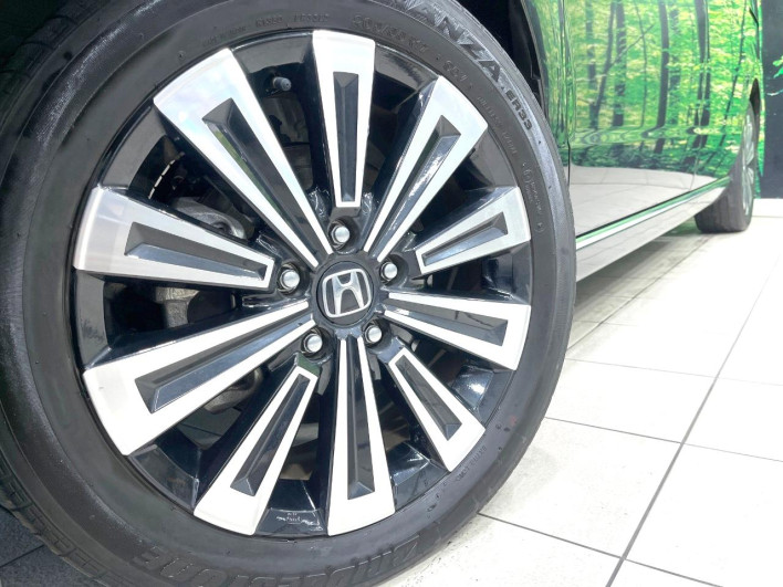 2023 Honda Step Wagon 6AA-RP8 (UW-6a1ba7323ca12)[4]