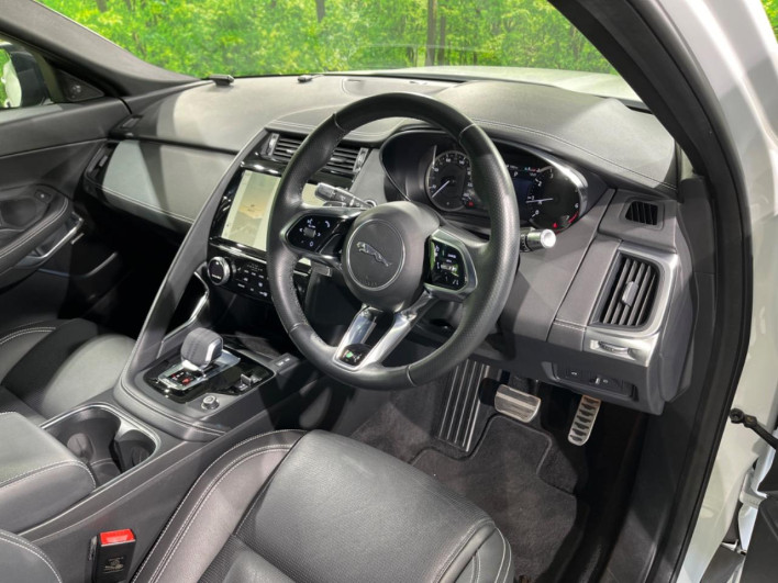 2023 Jaguar E Pace 3BA-DF2XB (UW-6a1ba742a8c80)[28]