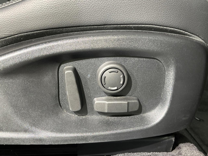 2023 Jaguar E Pace 3BA-DF2XB (UW-6a1ba742a8c80)[8]