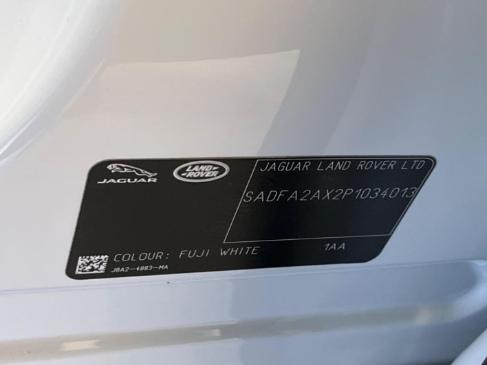 2023 Jaguar E Pace 3BA-DF2XB (UW-6a1ba742a8c80)[1]