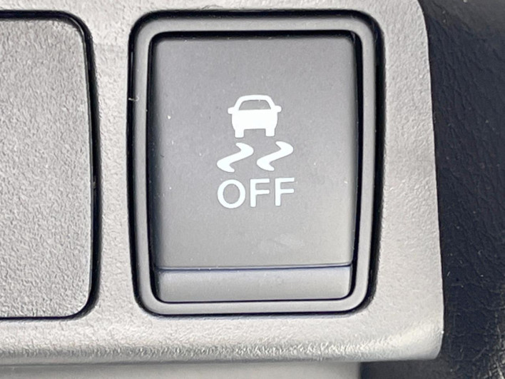 2016 Nissan X-Trail DBA-T32 (UW-6a1ba74bb8741)[25]