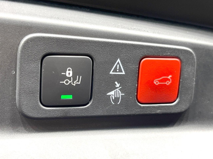 2020 Peugeot 5008 3BA-P875G06 (UW-6a1ba7568a7d8)[15]