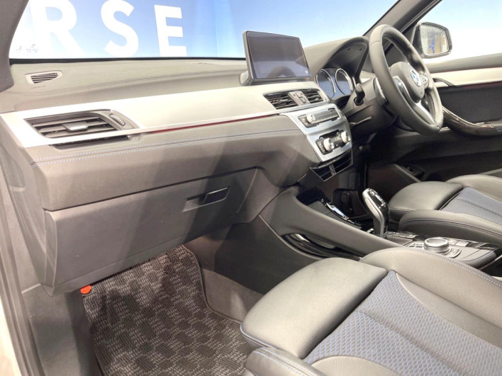 2021 BMW X1 3DA-AD20 (UW-6a1ba75d99883)[10]