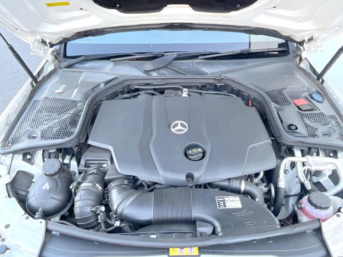 2018 Mercedes Benz C CLASS STATION WAGON LDA-205204 (UW-6a1ba76241a21)[4]