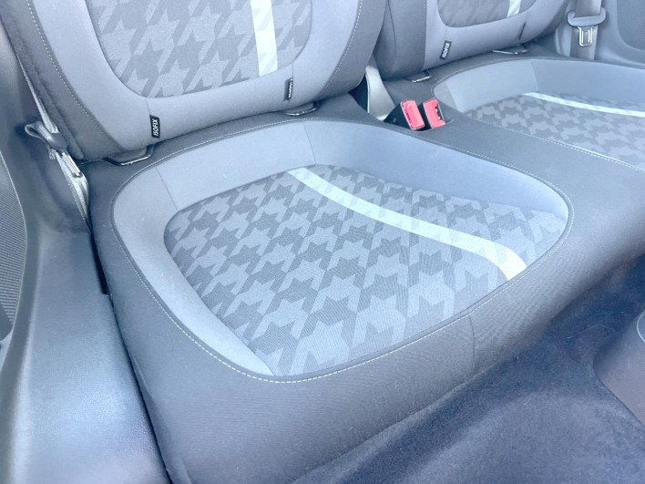 2019 Volkswagen The Beetle DBA-16CBZ (UW-6a1ba767d7f18)[20]