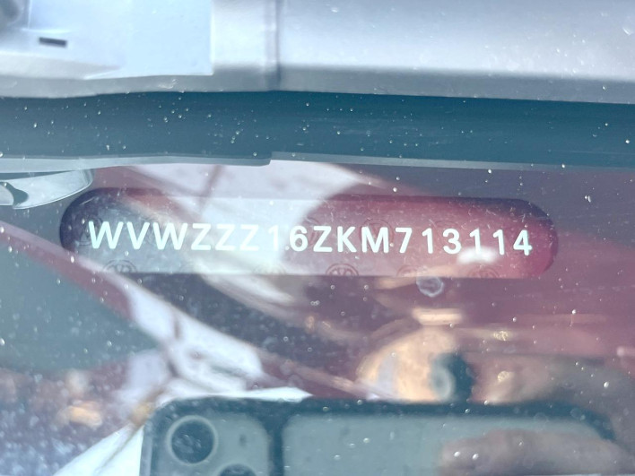 2019 Volkswagen The Beetle DBA-16CBZ (UW-6a1ba767d7f18)[1]
