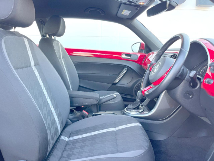 2019 Volkswagen The Beetle DBA-16CBZ (UW-6a1ba767d7f18)[18]