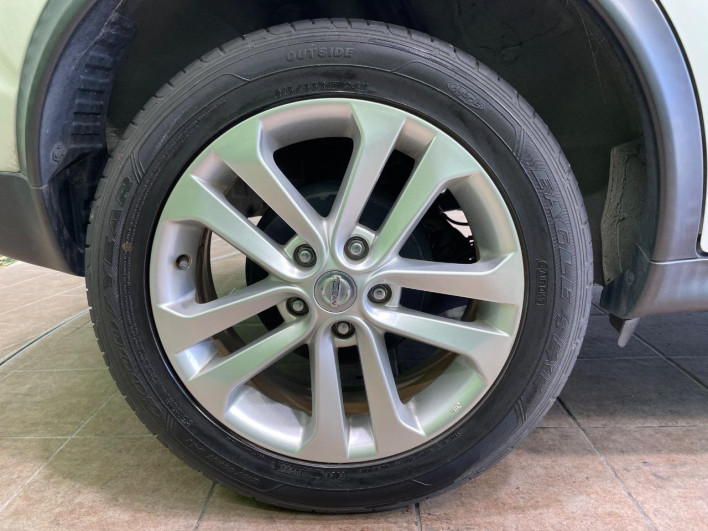 2016 Nissan JUKE DBA-YF15 (UW-6a1ba76871b23)[19]
