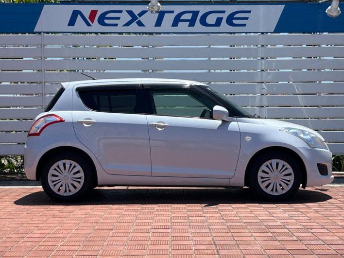 2012 Suzuki Swift DBA-ZC72S (UW-6a1ba76dd20c6)[15]