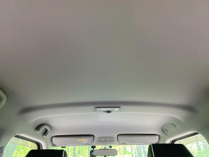 2014 Suzuki Swift DBA-ZC72S (UW-6a1ba76de8a6a)[24]