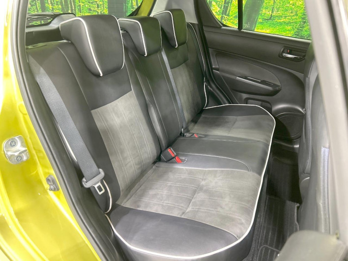 2014 Suzuki Swift DBA-ZC72S (UW-6a1ba76de8a6a)[28]