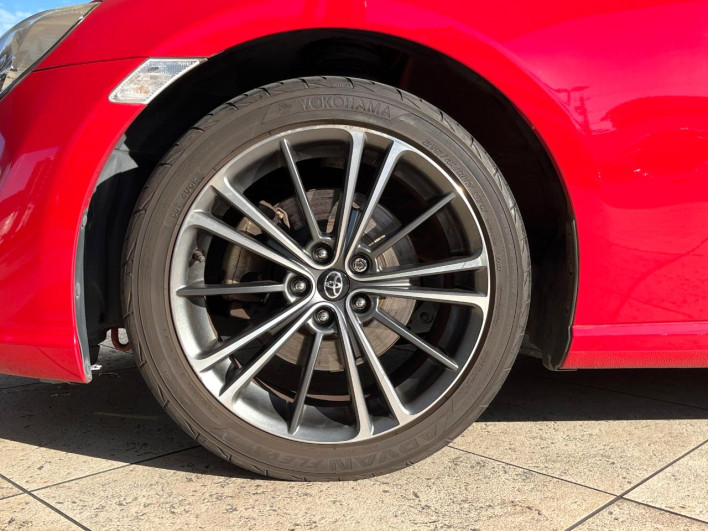 2016 Toyota 86 DBA-ZN6 (UW-6a1ba77114a4a)[18]