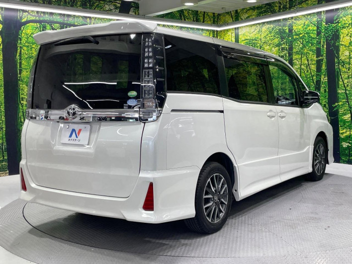 2014 Toyota Voxy DBA-ZRR80W (UW-6a1ba773efd80)[15]