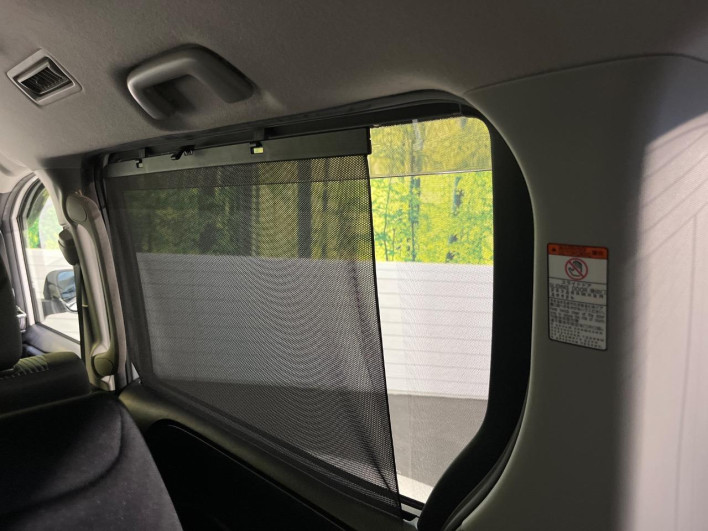 2015 Toyota Noah DBA-ZRR80W (UW-6a1ba7747f47e)[28]