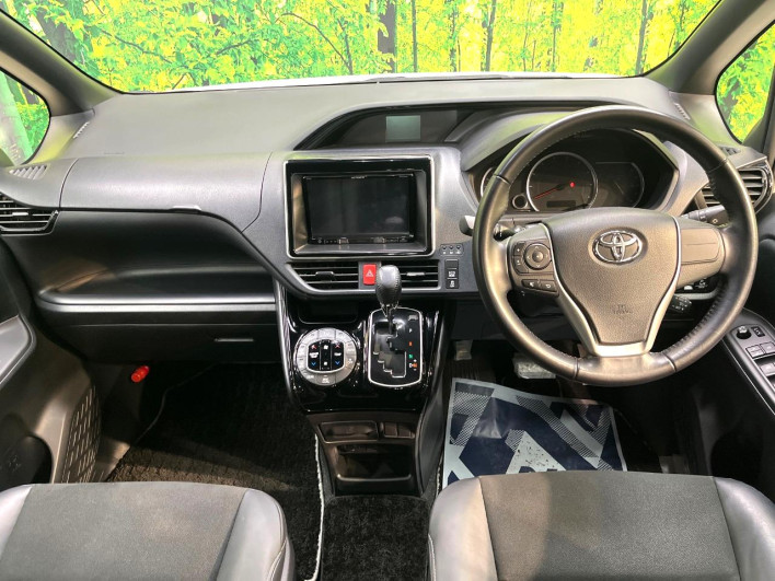 2016 Toyota Noah DBA-ZRR80W (UW-6a1ba77635caa)[15]