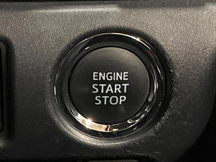 2020 Toyota Noah DBA-ZRR80W (UW-6a1ba77da1a1a)[18]