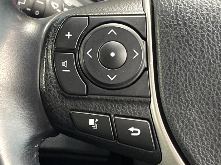 2020 Toyota Noah DBA-ZRR80W (UW-6a1ba77da1a1a)[17]